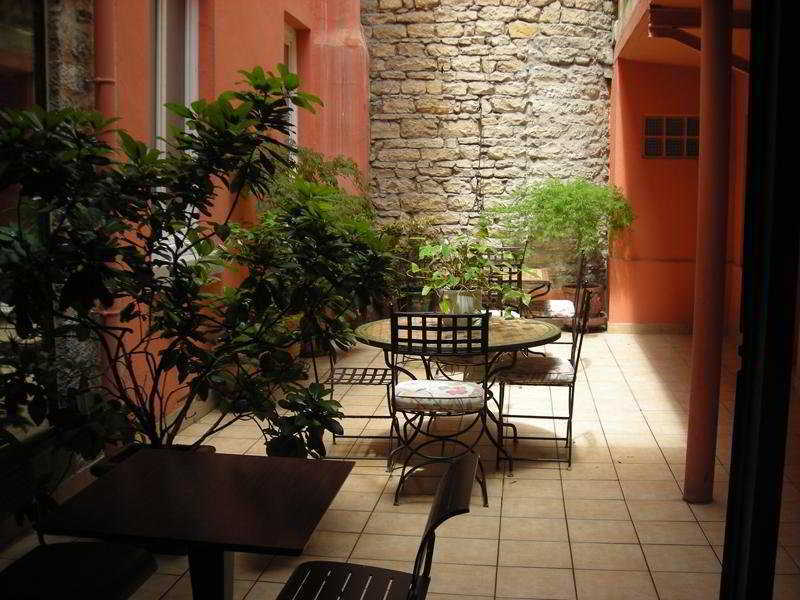 ホテル Au Patio Morand リヨン レストラン 写真